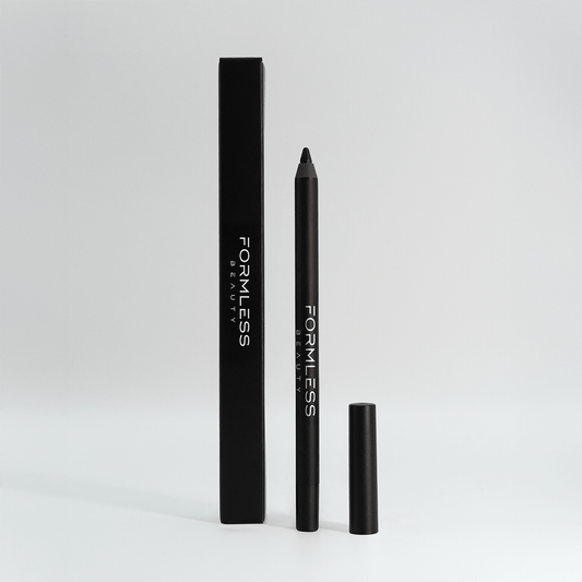 CLASSIC BLACK EYELINER