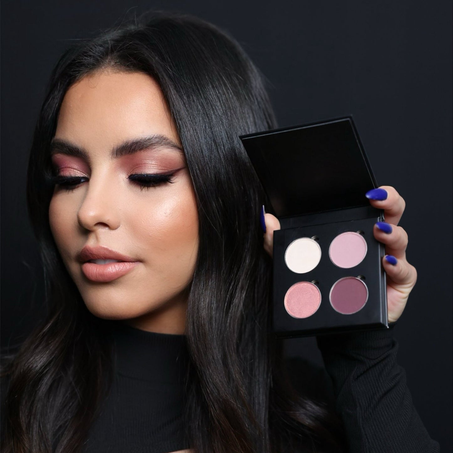 BERRY BEAUTIFUL EYESHADOW PALETTE