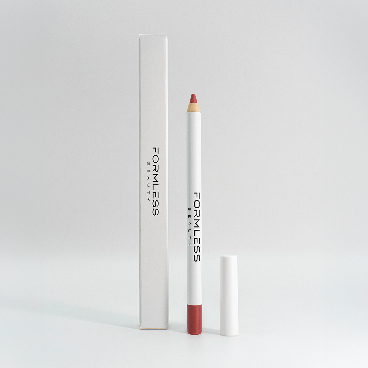 SINGLED OUT LIP LINER