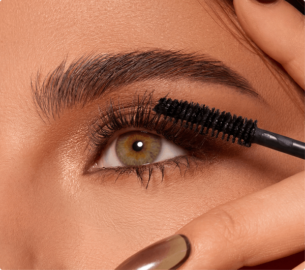 Applying Elevate mascara